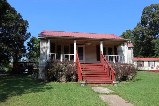 4670 Hwy 49, Tennessee Ridge, TN 37178 - photo 1