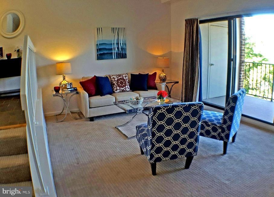 120 Roberts Ln unit 401, Alexandria, VA 22314 - photo 1