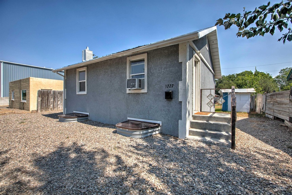 1227 Occidental Ave, Burley, ID 83318 - photo 1