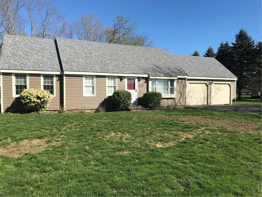 8 Gossets Turn Dr, Middletown, RI 02842 - photo 1