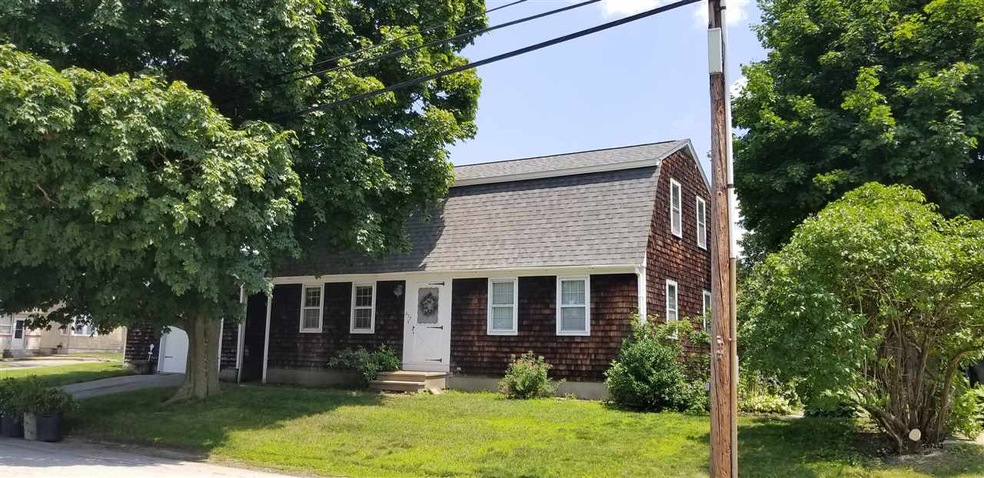 257 Porter St, Manchester, NH 03103 - photo 1