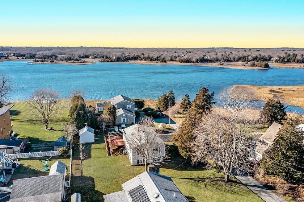 30 Lucy St, South Dartmouth, MA 02748 - photo 1