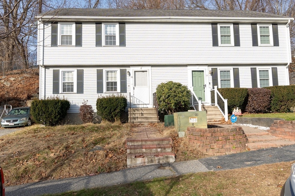 16 Catalpa Cir, Worcester, MA 01603 - photo 1