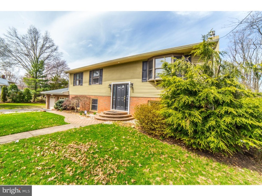 1453 Wheaton Ln, North Wales, PA 19454 - photo 1