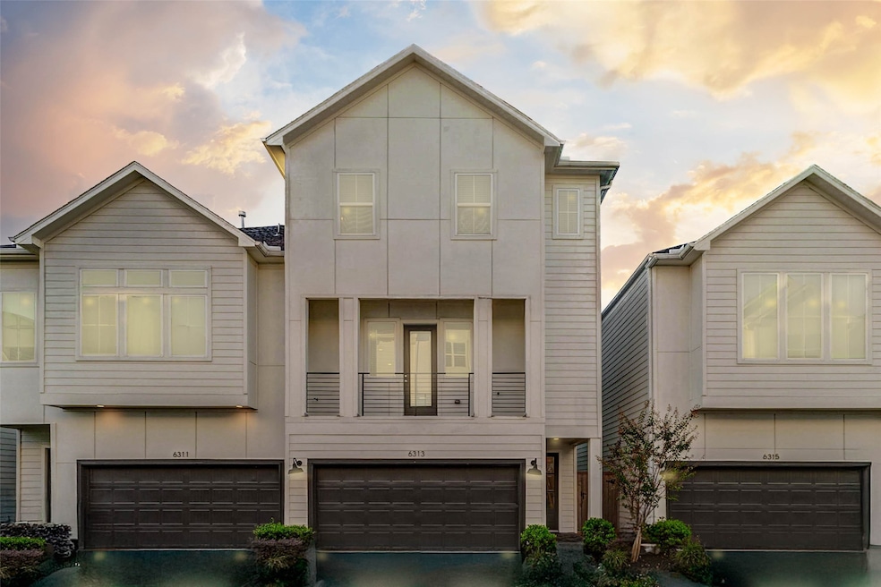 6313 Chelsea Falls Ln, Houston, TX 77008 - photo 1