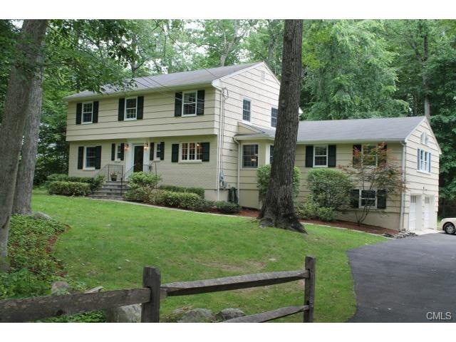 105 Country Club Rd, Stamford, CT 06903 - photo 1