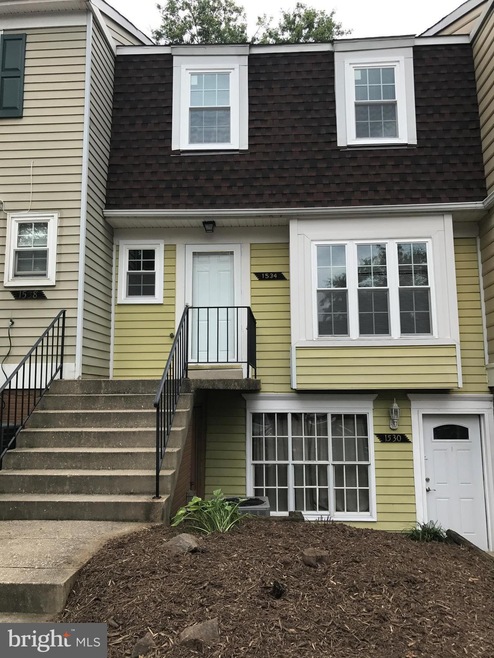 1534 Marlborough Ct, Crofton, MD 21114 - photo 1