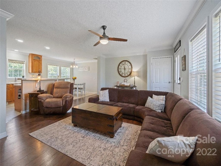 118 Millstone Dr, Statesville, NC 28625 - photo 1