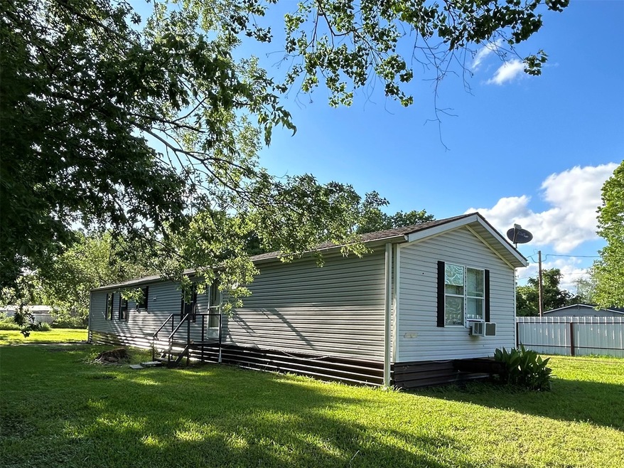 16640 Berry Rd, Pearland, TX 77584 - photo 1