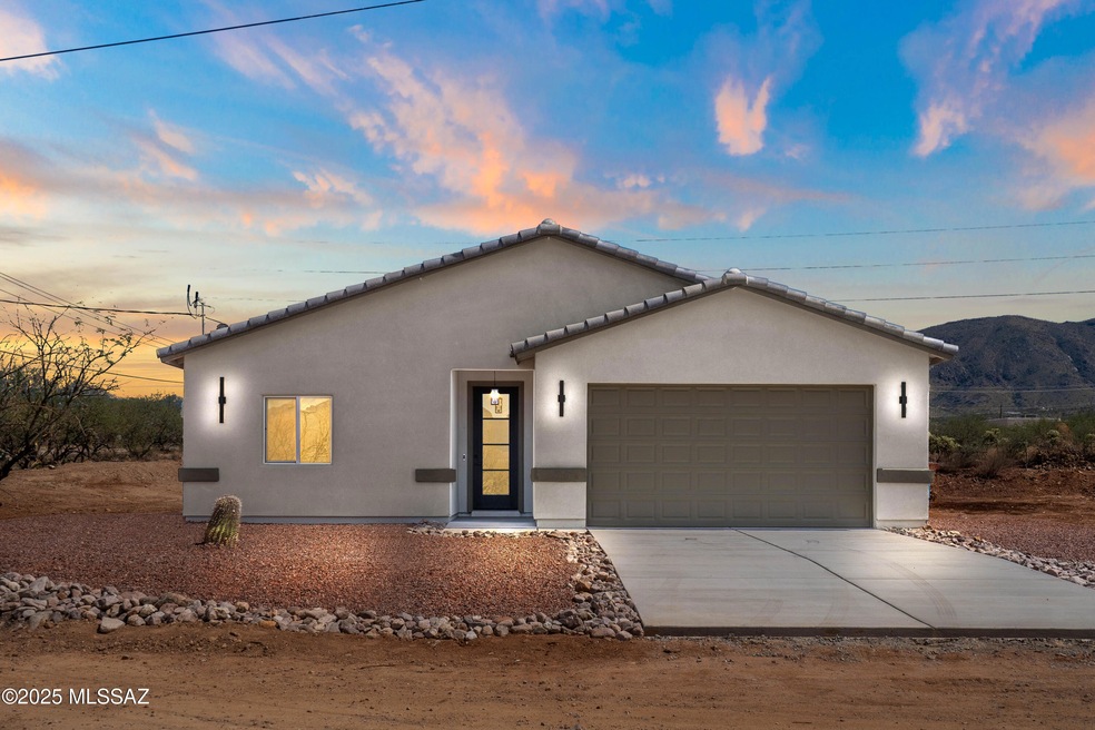 1725 Faro Ct, Rio Rico, AZ 85648 - photo 1