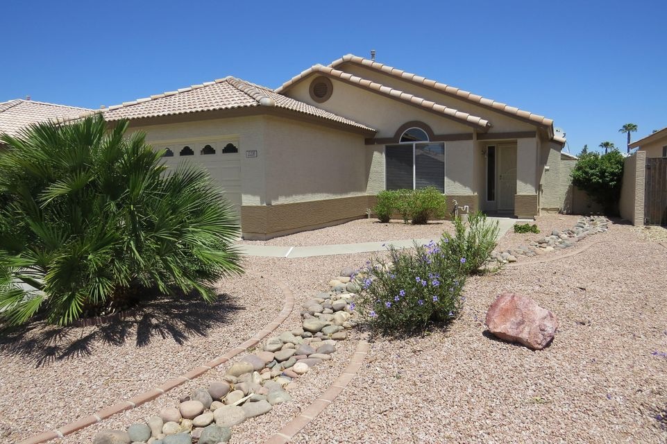 1 front of house