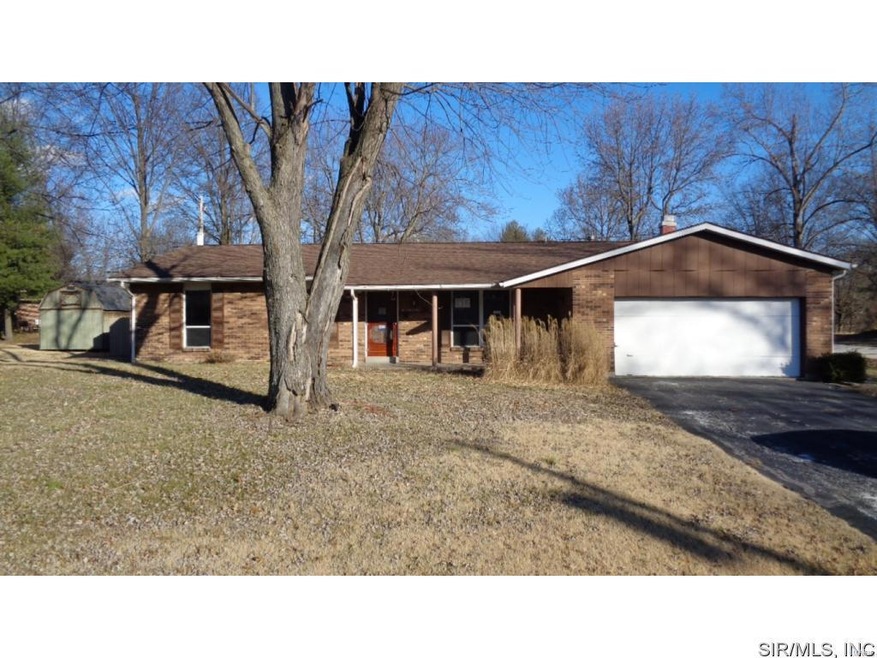 24 Lakeview Dr, Freeburg, IL 62243 - photo 1