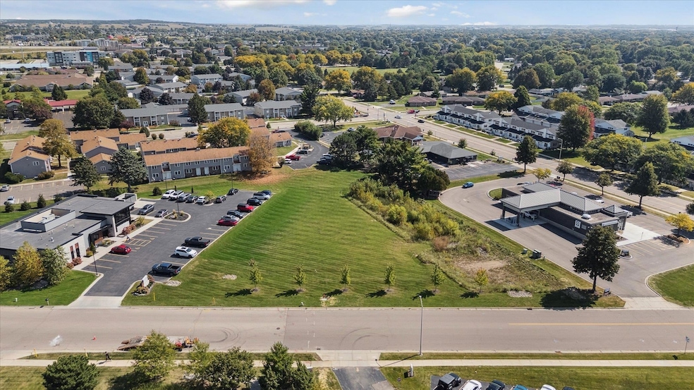 2610 Liberty Ln, Janesville, WI 53545 - photo 1