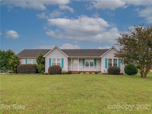 194 Doe Trail Ln, Statesville, NC 28625 - photo 1