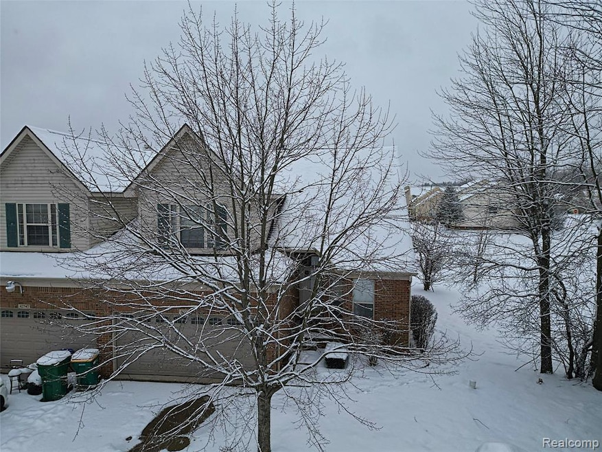 42759 Leon Dr unit 155, Belleville, MI 48111 - photo 1