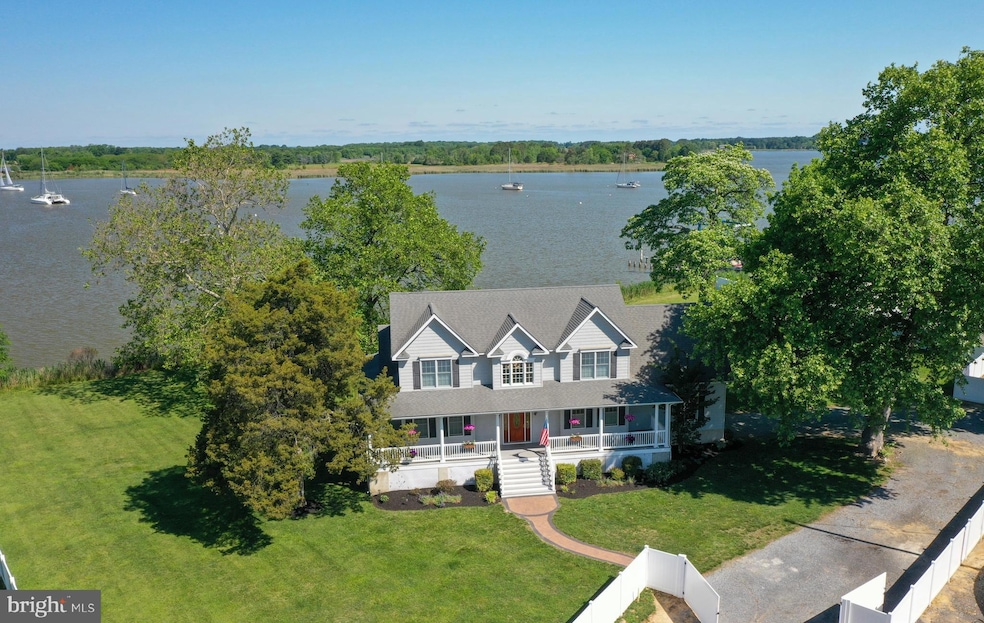 For Sale $989,000
