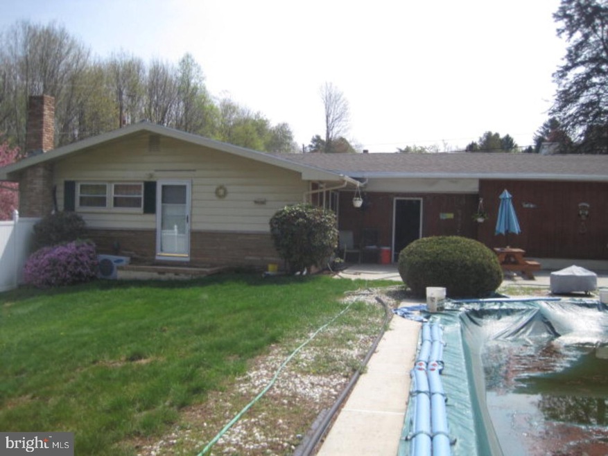1 Linden Ct, Ashland, PA 17921 - photo 1