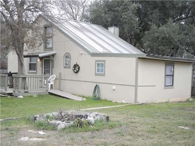 Exterior Front : Frame house