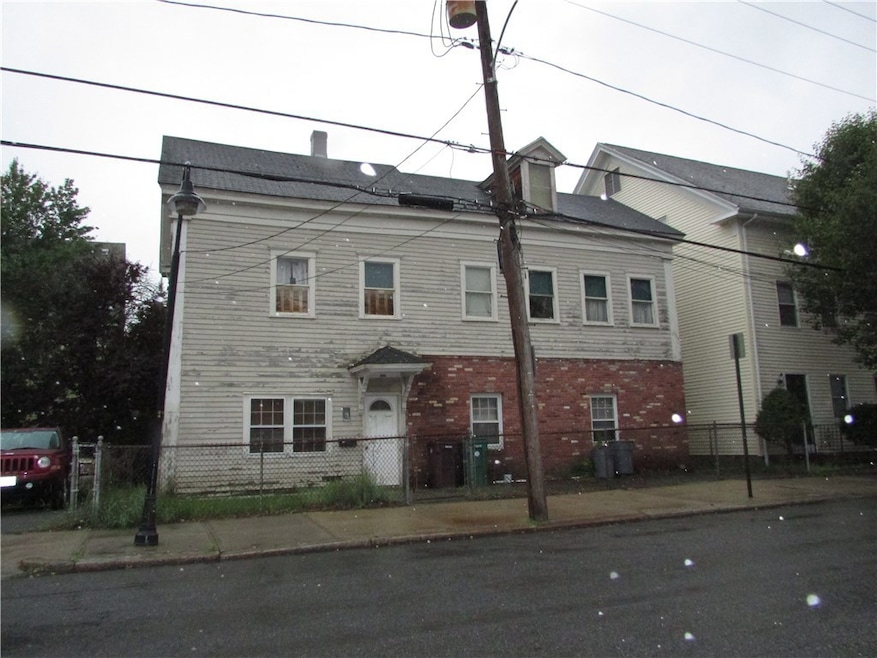 420 River St, Woonsocket, RI 02895 - photo 1