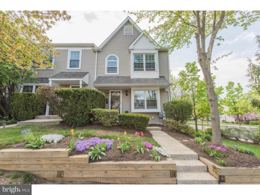 402 Snowflake Cir, Norristown, PA 19403 - photo 1