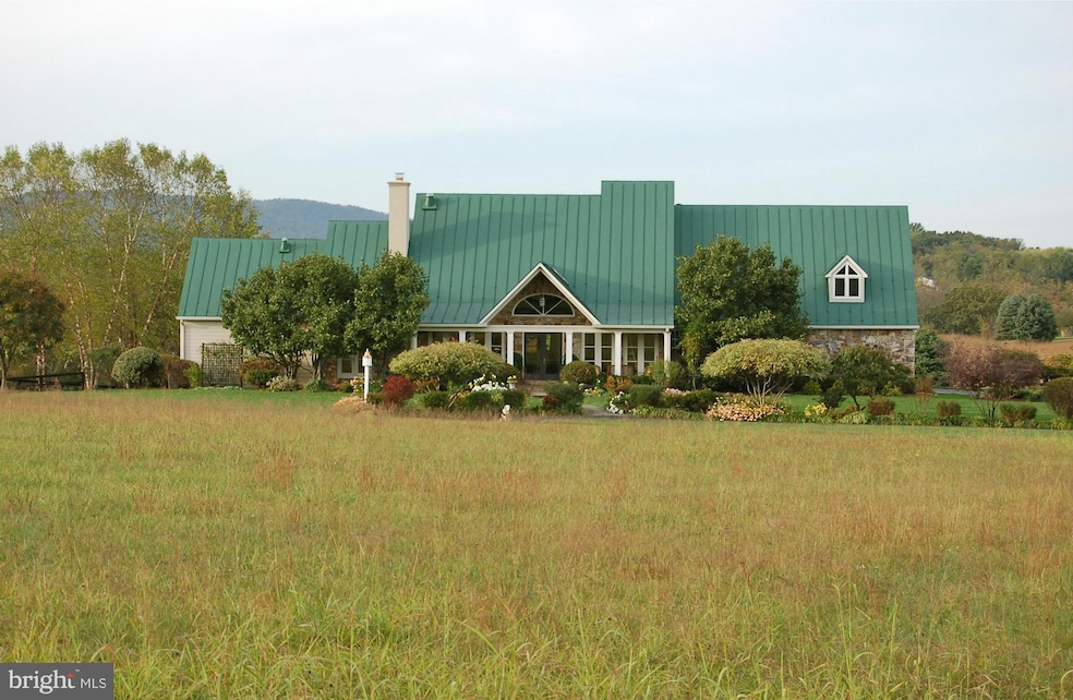 37940 Greenwood Farm Ln, Purcellville, VA 20132 - photo 1