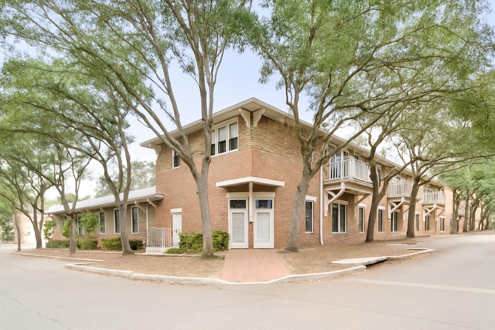 9150 SW 49th Place unit C, Gainesville, FL 32608 - photo 1