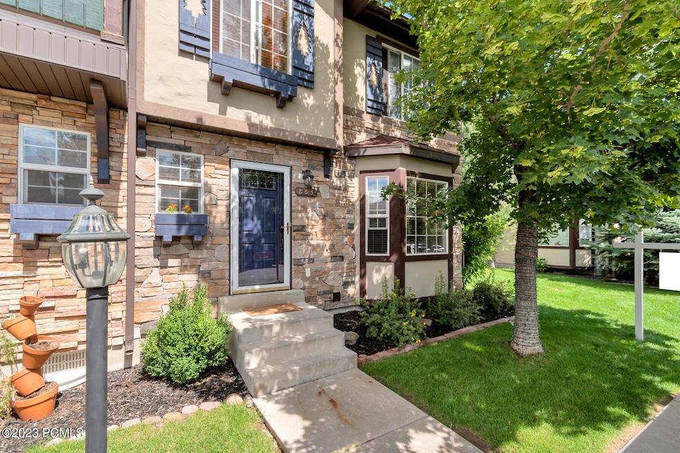 865 E Hamlet Cir S, Midway, UT 84049 - photo 1