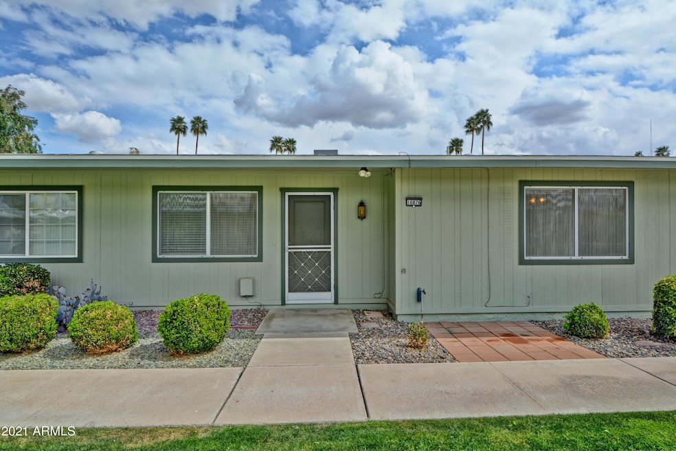 10876 W Santa fe Dr, Sun City, AZ 85351 - photo 1