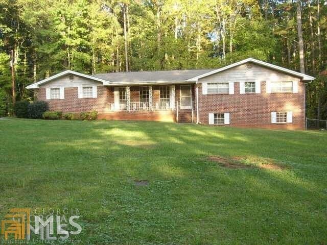 8496 Hilltop Rd, Jonesboro, GA 30236 - photo 1
