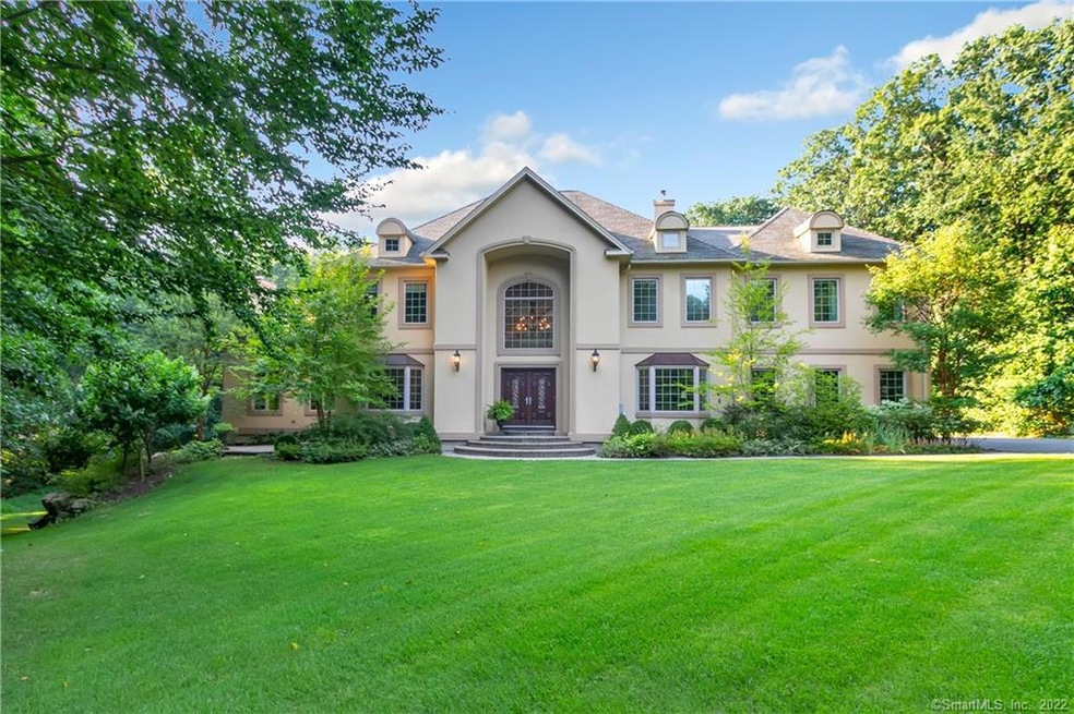 24 Cherry Gate Ln, Trumbull, CT 06611 - photo 1