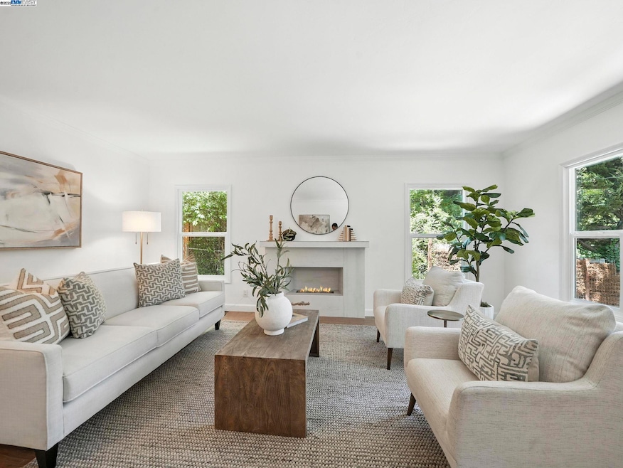 Sold $1,180,000 • Co-Listing Agent