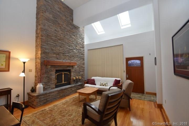 196 Crown St unit 101, New Haven, CT 06510 - photo 1