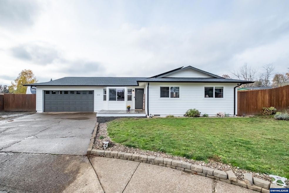 213 NW Lalack Ct, Dallas, OR 97338 - photo 1