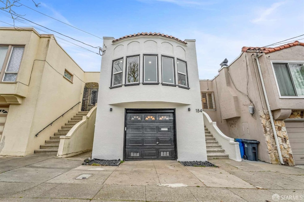 Sold $1,210,000 • Co-Listing Agent