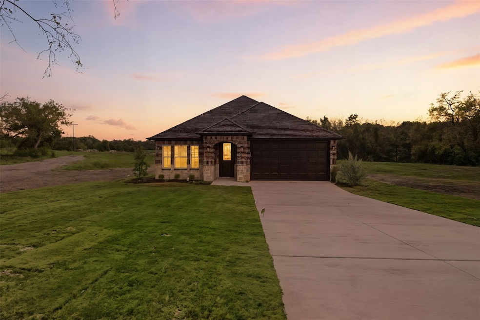 412 Ball St, Tom Bean, TX 75489 - photo 1