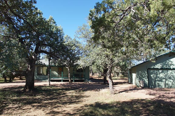 01.2 Front and Garage (1)