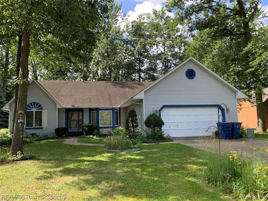 5181 Lin Hill Dr, Swartz Creek, MI 48473 - photo 1