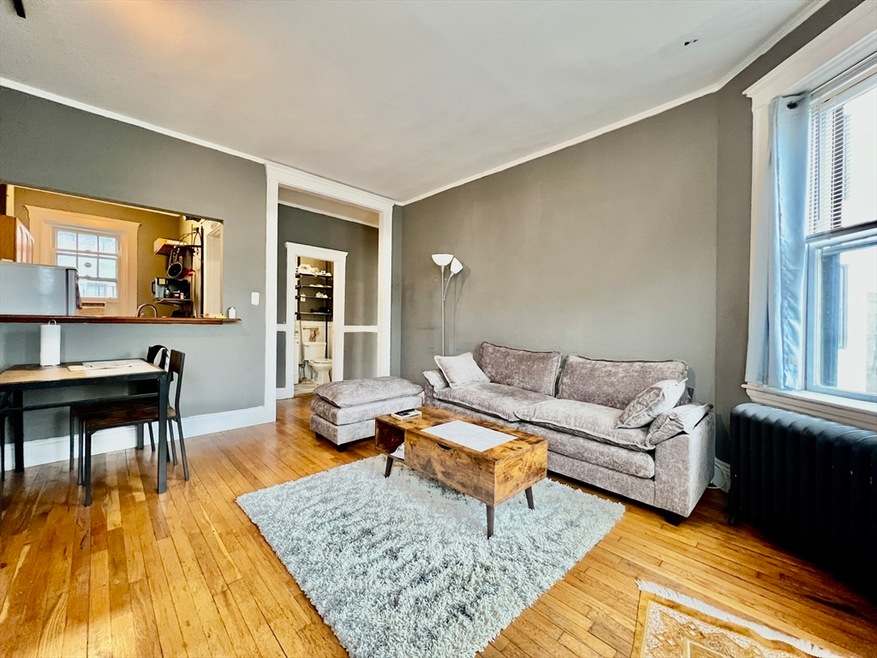 1572 Commonwealth Ave unit 8, Brighton, MA 02135 - photo 1