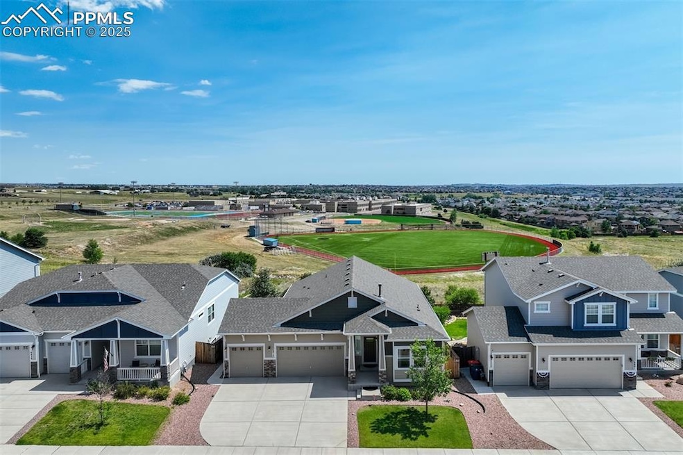 Pending $650,000 • Co-Listing Agent