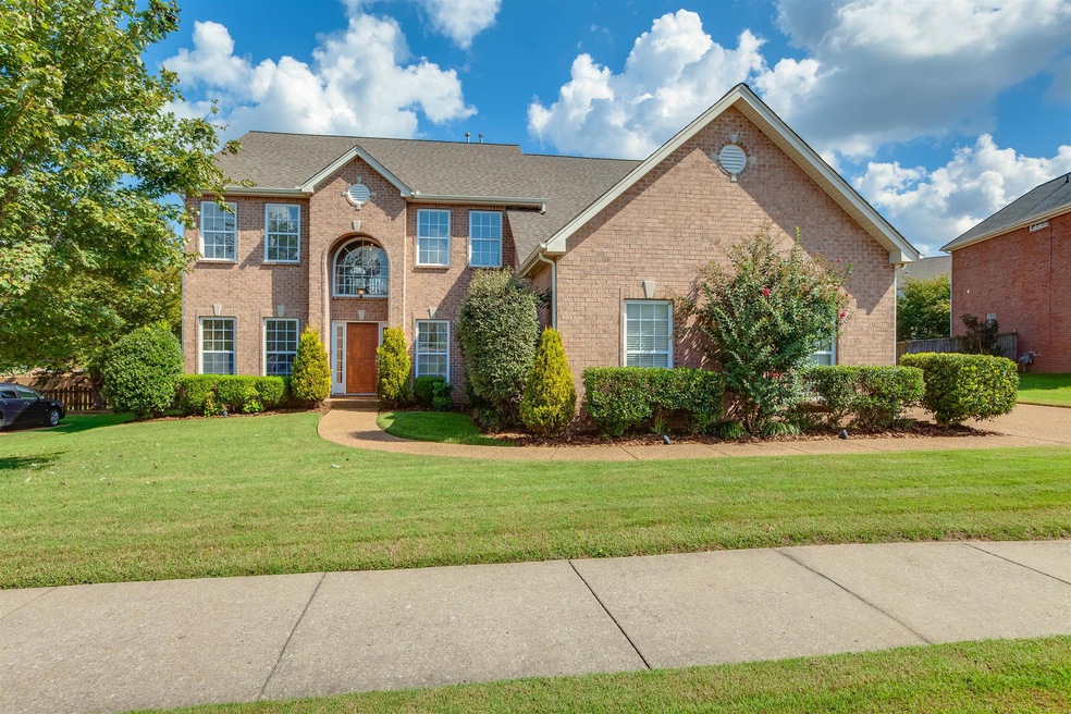 All Brick Home in Spencer Hall walk to Historic Downtown Franklin.