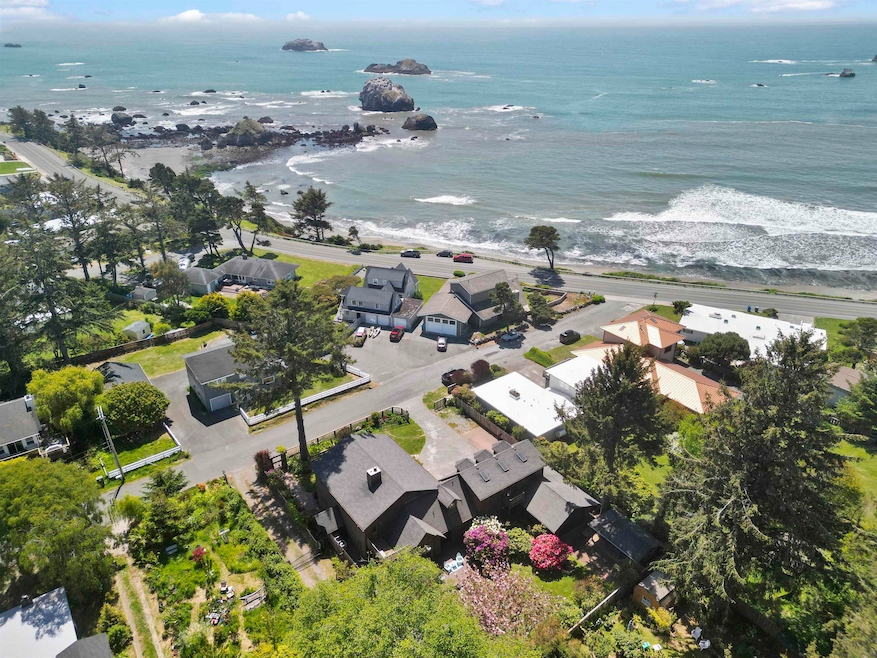 For Sale $1,150,000 • Co-Listing Agent