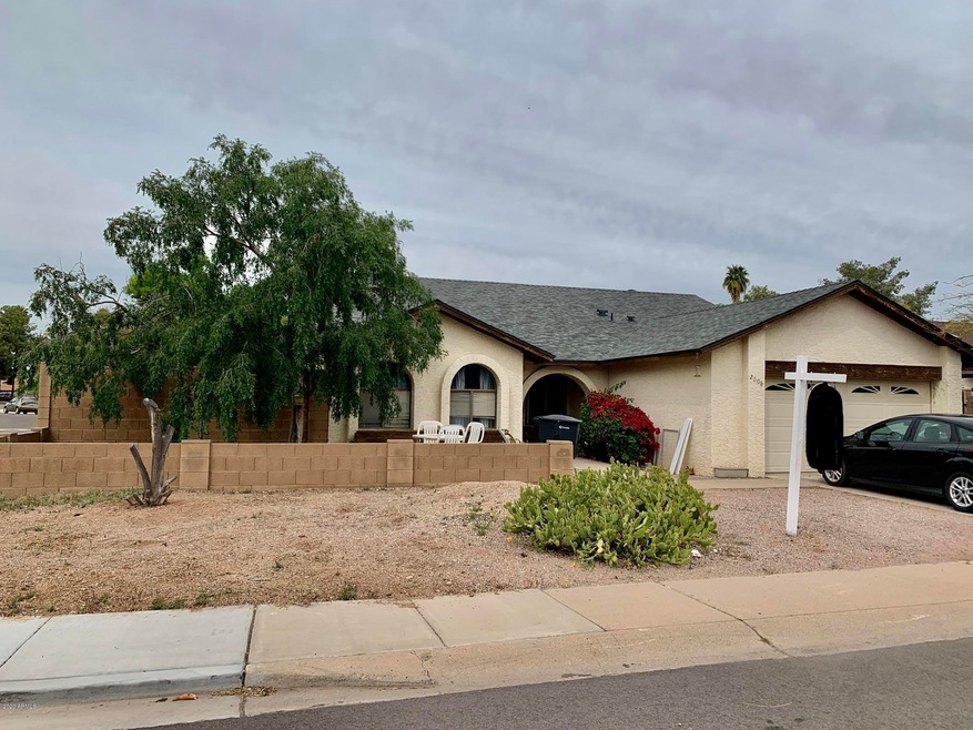 Front Corner Lot