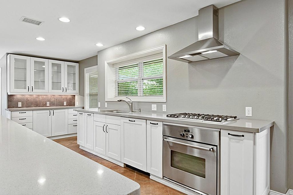 1403 Del Norte St, Houston, TX 77018 - photo 1