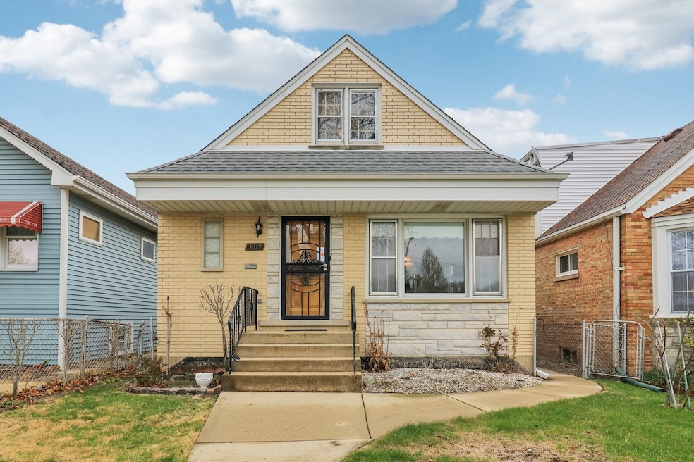 Sold $370,000 • Co-Listing Agent