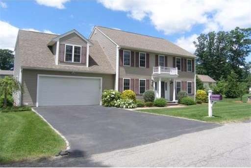 4 Lake Boon Dr, Hudson, MA 01749 - photo 1