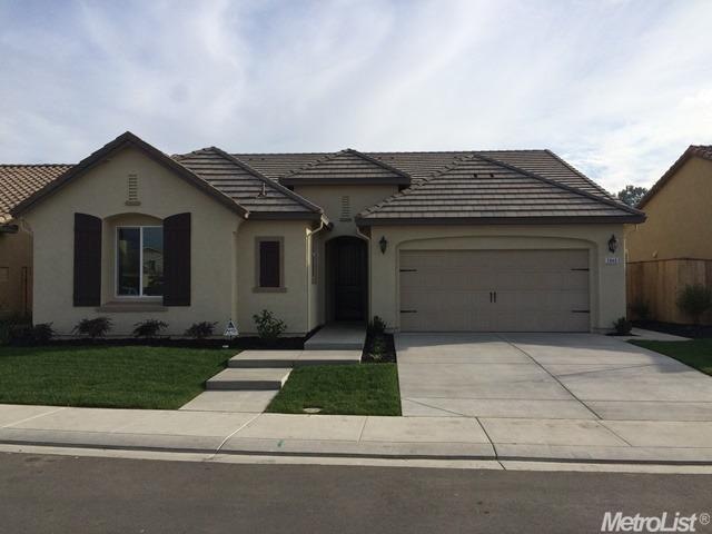 2840 Westport Cir, Oakdale, CA 95361 - photo 1