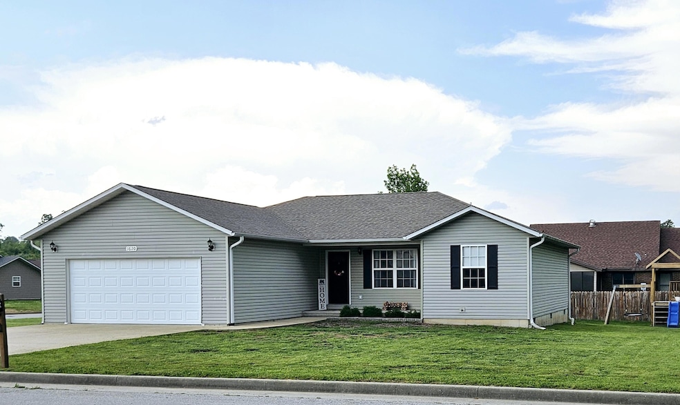 1620 Jon Street-Front