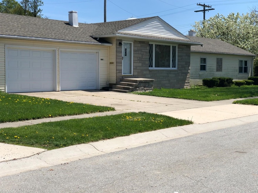 904 E North St, Crown Point, IN 46307 - photo 1