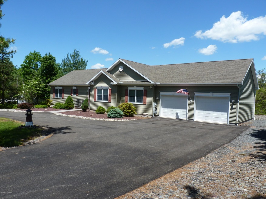 200 Claremont Dr, Albrightsville, PA 18210 - photo 1