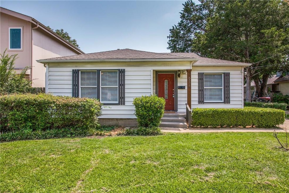 6534 Trammel Dr, Dallas, TX 75214 - photo 1